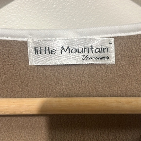 Little Mountain Vancouver Cordova Sherpa jacket in ivory - size large - Picture 5 of 9